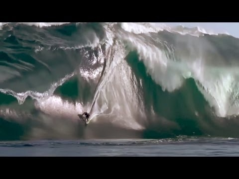 The most Dangerous and Heaviest Waves in Australia