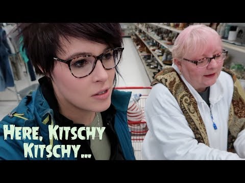 Thrifting for Resale | Here, kitschy kitschy. | Thrift Store Buying & Reselling