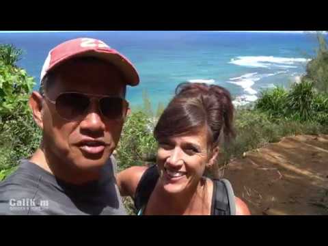 Kauai, Hawaii // Hiking the Kalalau Trail to Hanakapi’ai Beach and Falls on the Na Pali Coast