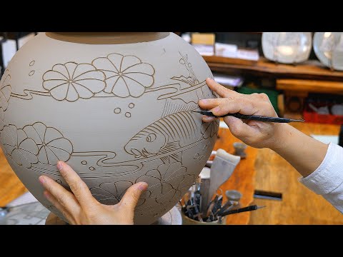The process of making Korean traditional pottery.