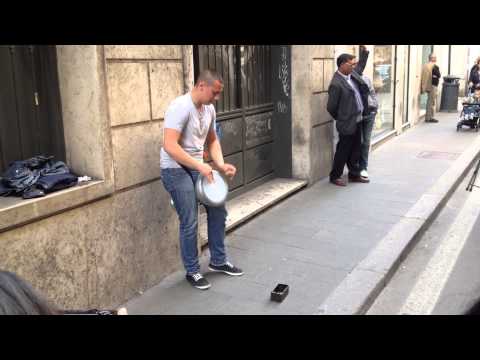 The best street doumbek darbuka drum player in the world !!! (Rome, Italy)