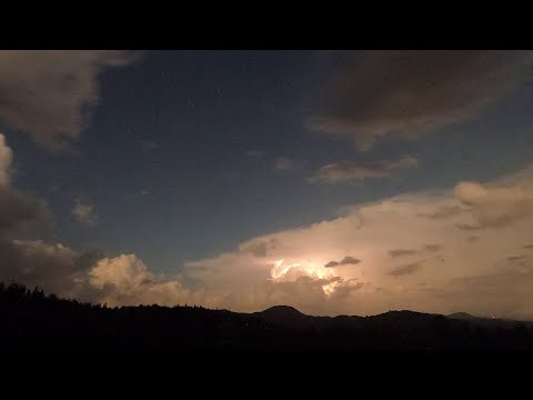 Evening thunderstorm and night-time convection time lapse