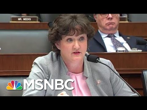 Coupon-Cutting Congresswoman Stumps Big Bank CEO