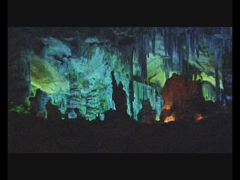 Guilin, Reed Flute Cave (China)