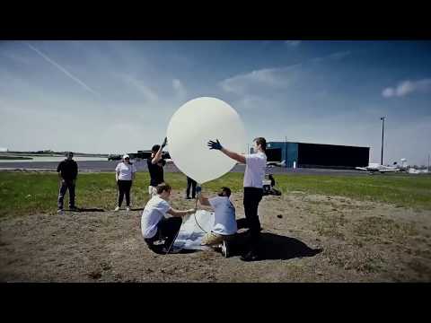 Students send balloon to the EDGE OF SPACE!!