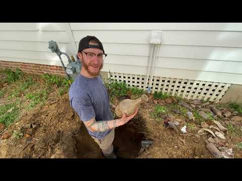 Metal Detecting & Privy digging Down Town Charleston South Carolina