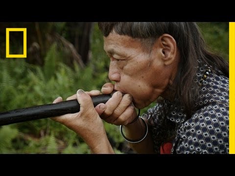 Blowpipe Maker Shares Rare, Ancient Craft