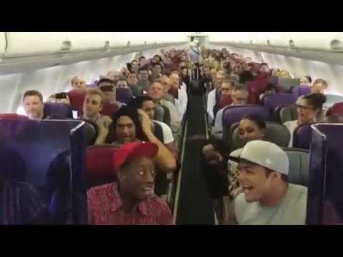 THE LION KING Australia, Cast Sings Circle of Life on Flight Home from Brisbane